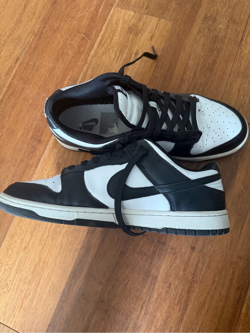 Nike Men’s Black and White Low-Top Sneakers — Classic Swoosh